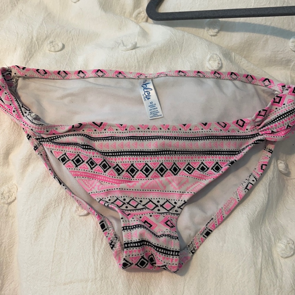 Bathing suit bottoms